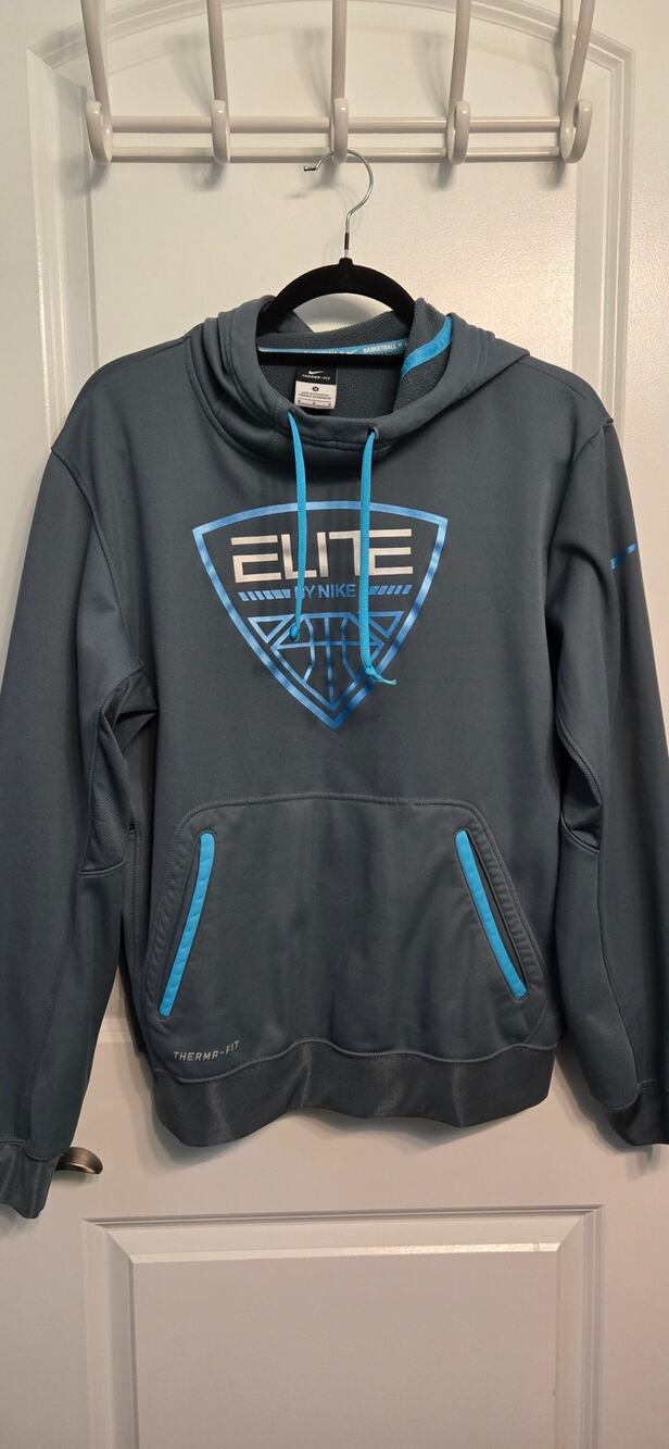 Nike Elite Hoodie Mens M Gray Long Sleeve Therma-Fit Athleisure Basketball